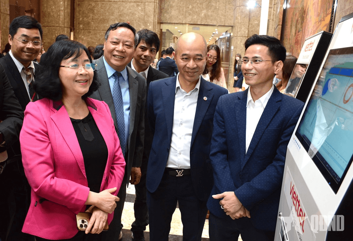Hà Nội tăng tốc chuyển đổi số