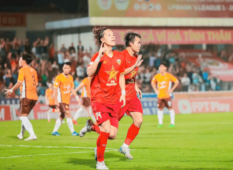 Chờ làn gió mới từ cầu thủ Việt kiều