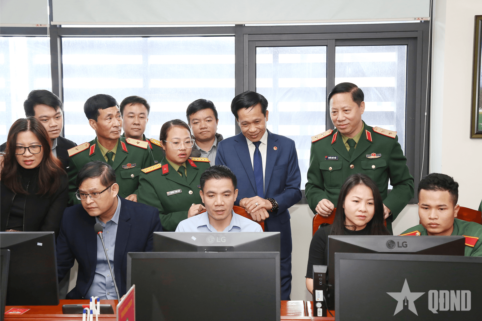 Trao đổi, nghiên cứu thực tế hoạt động bảo vệ nền tảng tư tưởng của Đảng