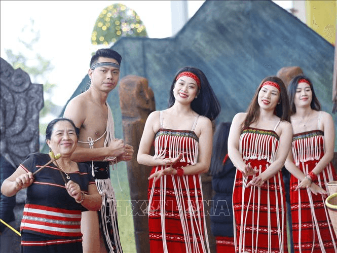 Ngăn chặn âm mưu, thủ đoạn kích động đồng bào các dân tộc thiểu số - Bài 1: Những âm mưu, thủ đoạn thâm độc