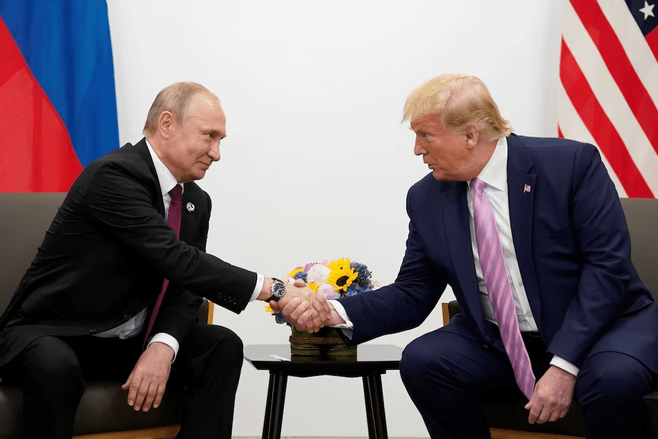 Tổng thống Nga - Mỹ điện đàm: Mở ra hy vọng về một lệnh ngừng bắn toàn diện ở Ukraine