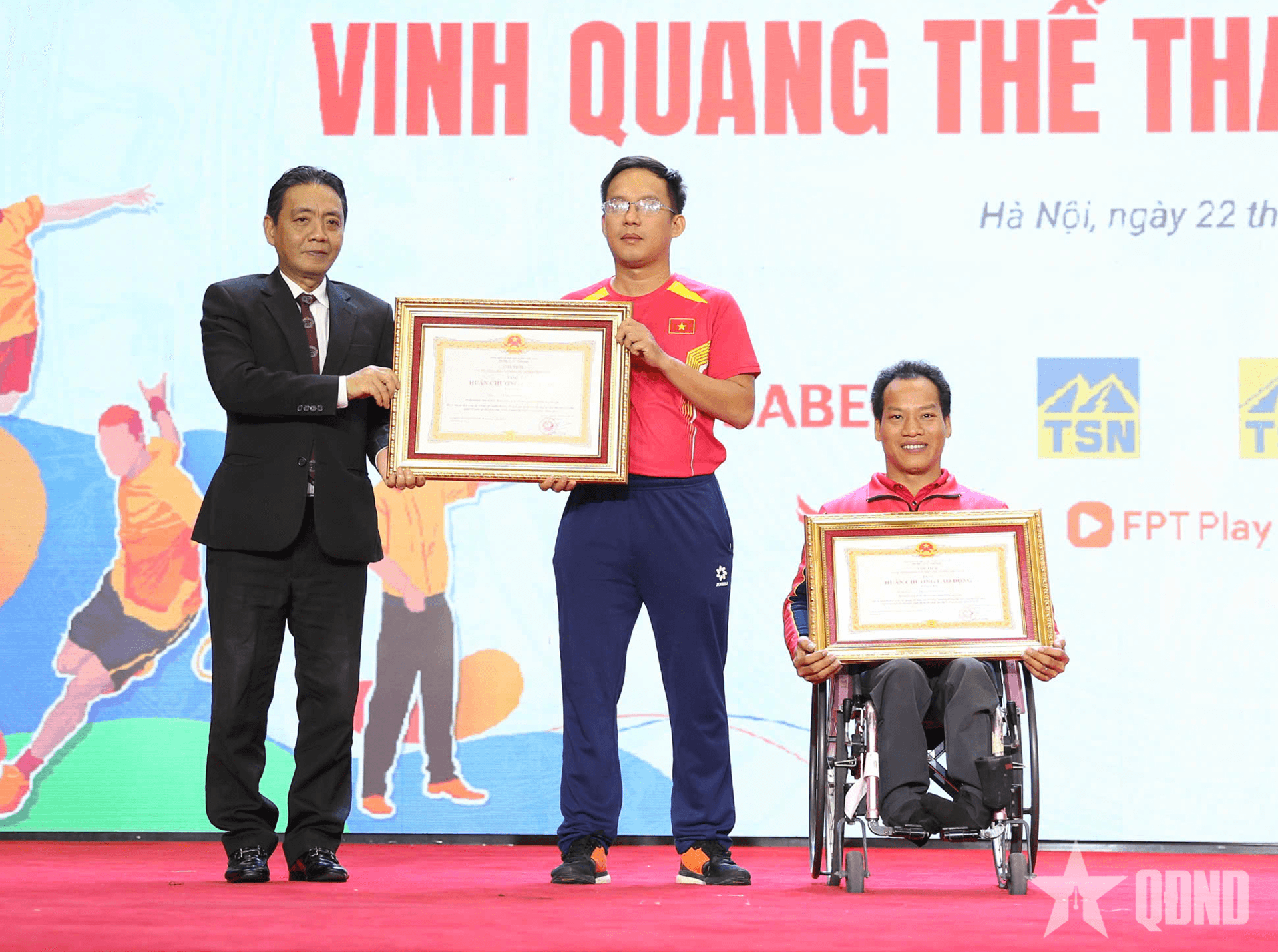 Chương trình Vinh quang Thể thao Việt Nam tuyên dương các vận động viên, huấn luyện viên