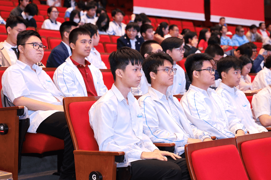 Khai mạc thi chọn đội tuyển quốc gia dự thi Olympic quốc tế, khu vực 2025