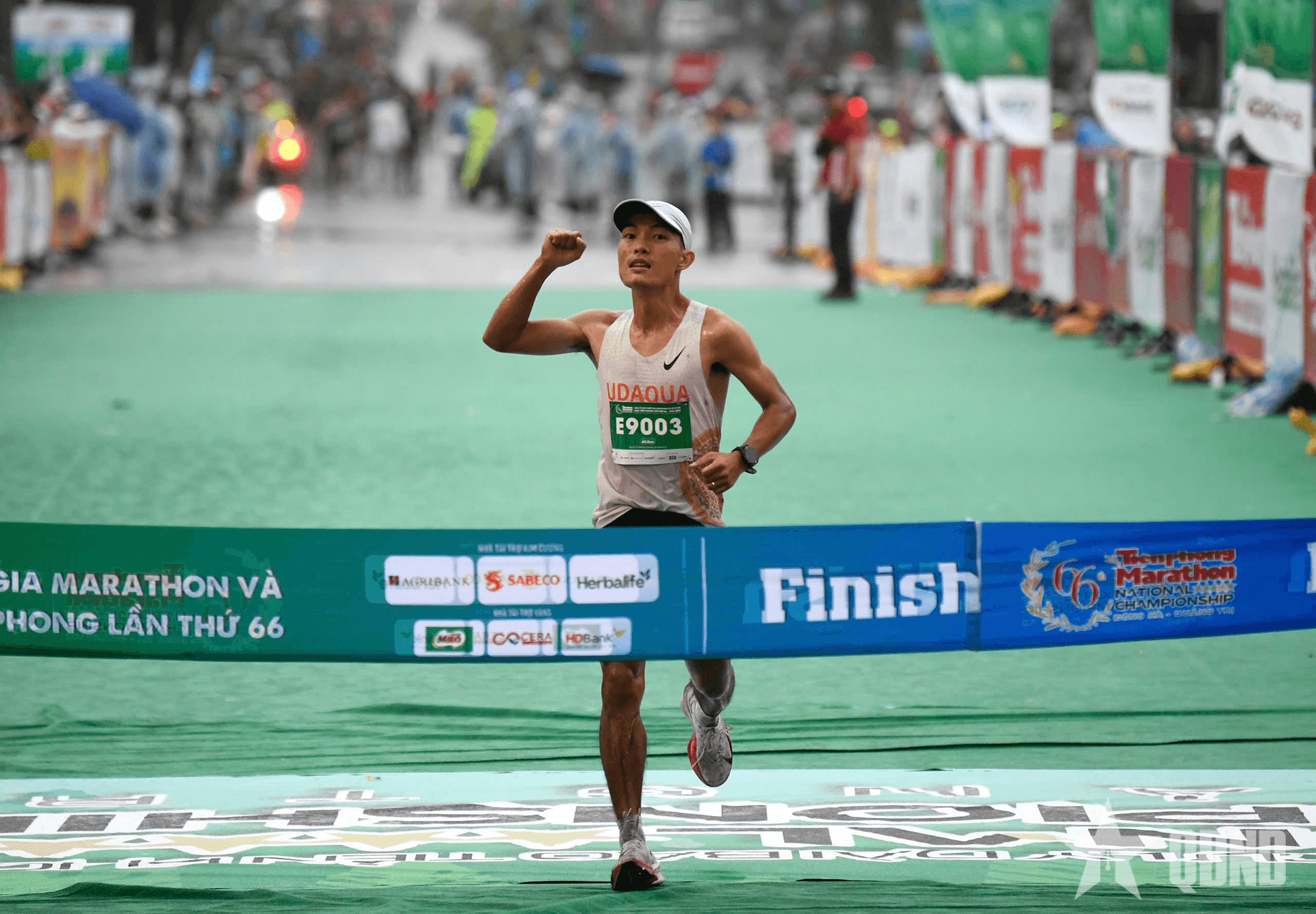 Nguyên Thanh, Ngọc Hoa bảo vệ thành công ngôi vô địch marathon