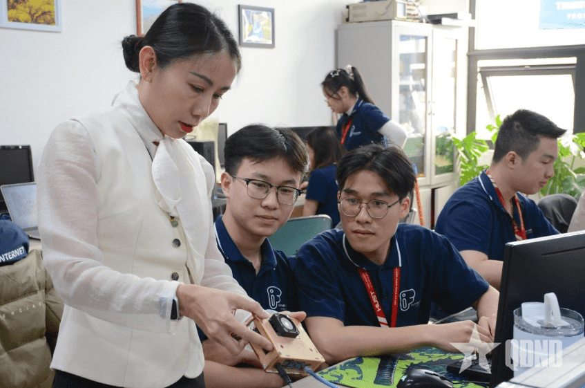 Gỡ rào cản để nhà khoa học dấn thân
