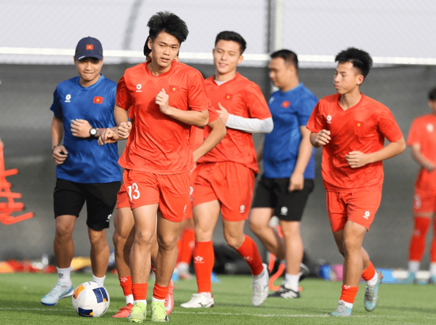 Thủ tướng Chính phủ gửi thư động viên Đội tuyển bóng đá nam U17 quốc gia trước trận đấu quyết định