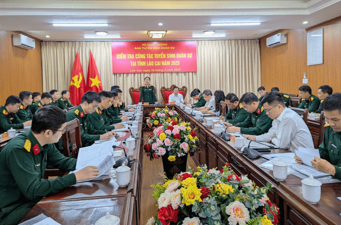 Kiểm tra công tác tuyển sinh quân sự tỉnh Lào Cai