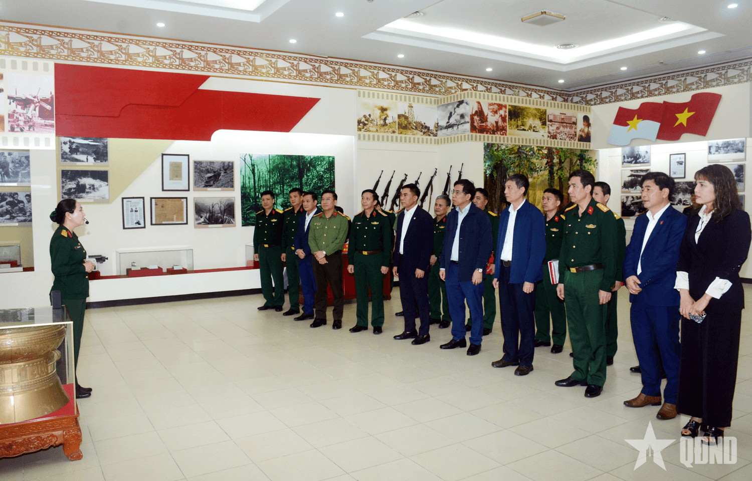 Học viện Hậu cần triển khai hiệu quả việc đổi mới học tập lý luận chính trị