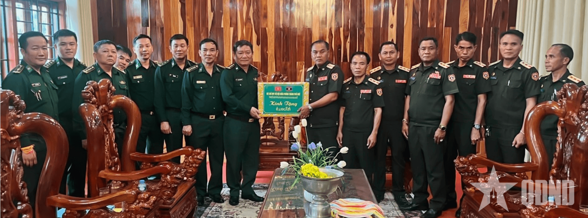 Bộ đội Biên phòng Huế thăm, chúc Tết lực lượng vũ trang hai tỉnh Sê Kông, Salavan (Lào)