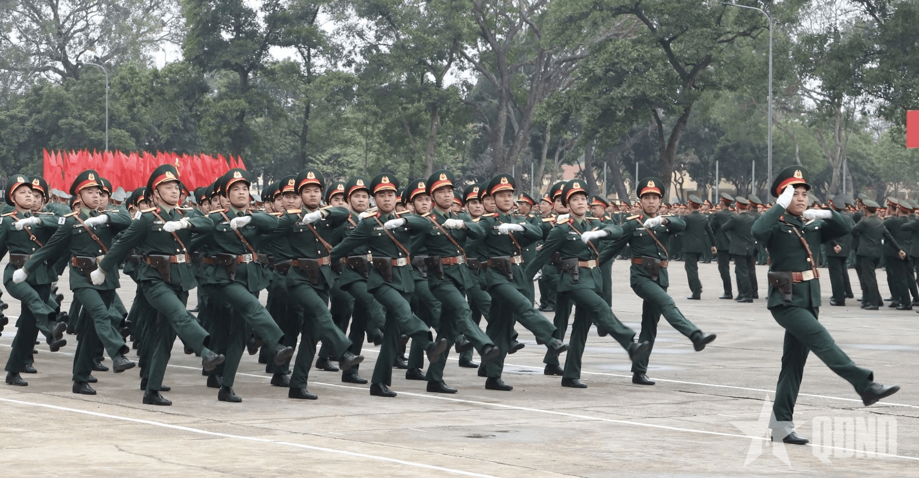 Rộn ràng chào đón ngày truyền thống ở Trường Sĩ quan Lục quân 1