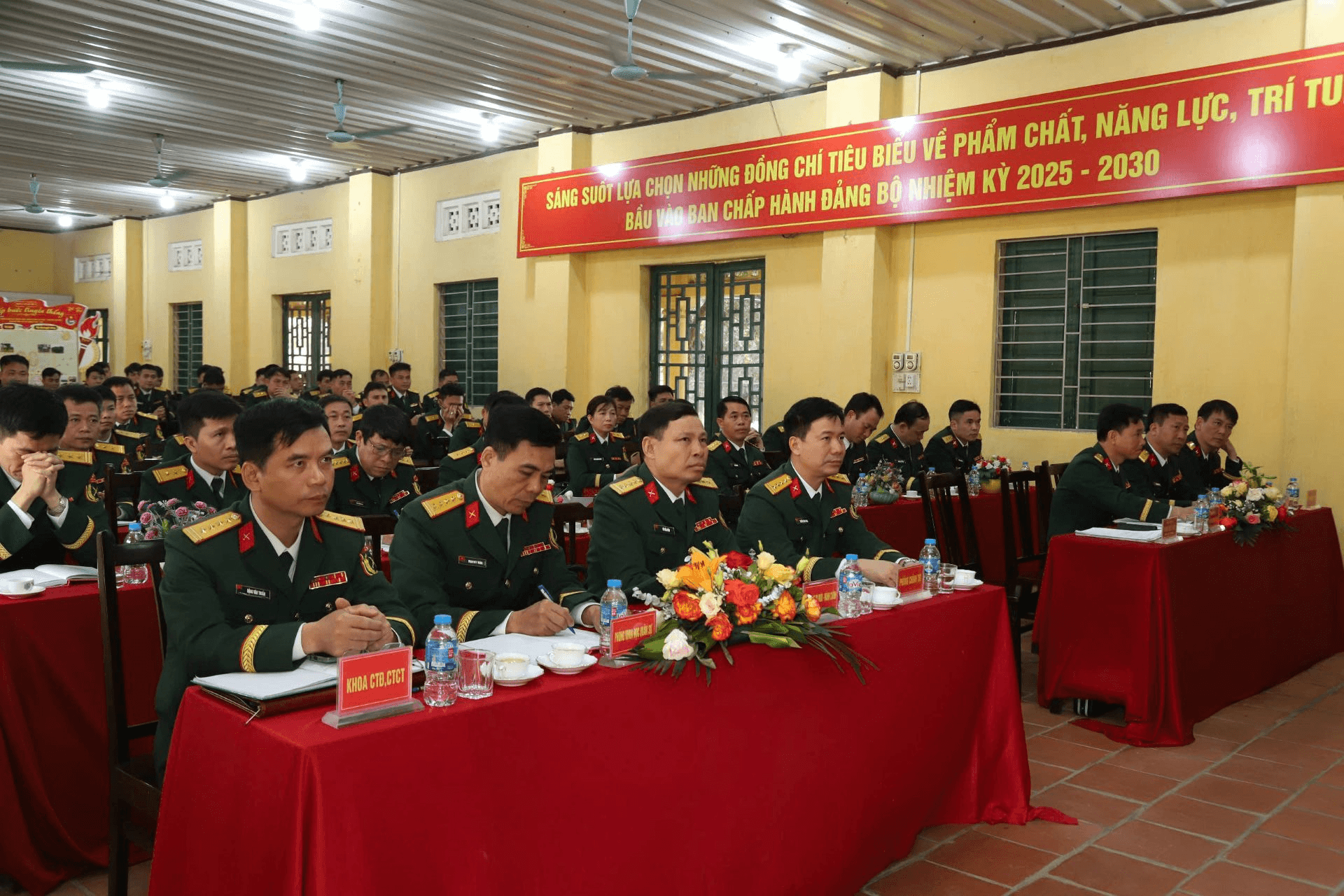Trường Sĩ quan Lục quân 1 khai giảng khóa 2 đào tạo trung cấp lý luận chính trị