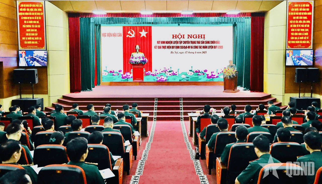 Học viện Hậu cần: Phát huy vai trò lãnh đạo, chỉ đạo trong nâng cao chất lượng huấn luyện chuyển trạng thái sẵn sàng chiến đấu