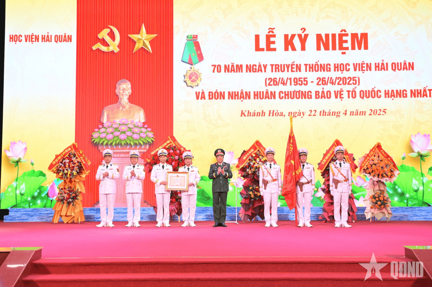 Thượng tướng Phạm Hoài Nam dự kỷ niệm 70 năm Ngày truyền thống Học viện Hải quân