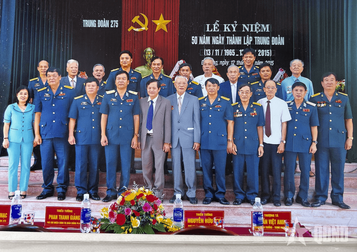 Chưa bắt giặc lái, chưa về Thủ đô...