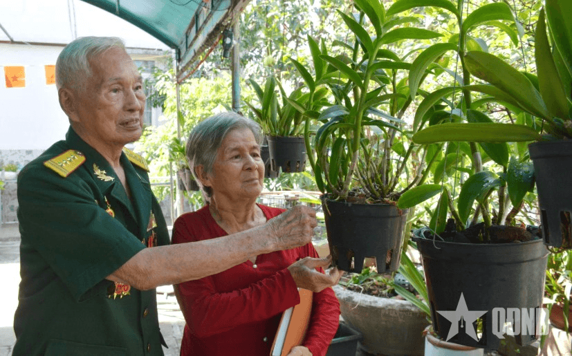 Vây đồn, diệt địch trên núi Chứa Chan