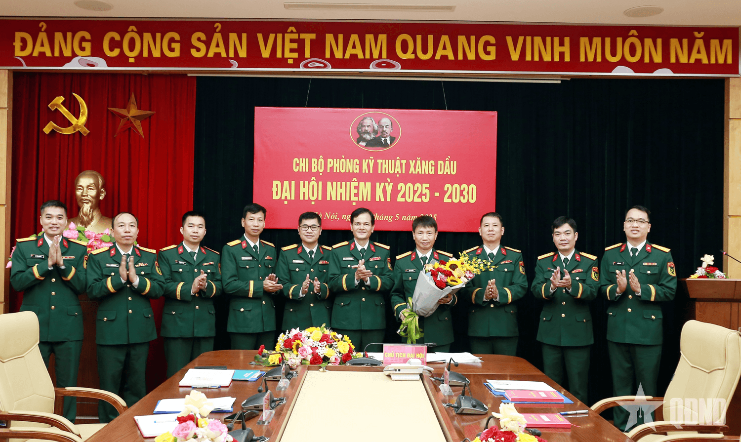 Lãnh đạo thực hiện tốt công tác tham mưu về kỹ thuật xăng dầu toàn quân