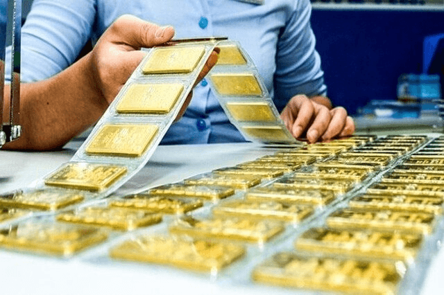 Thủ tướng Chính phủ chỉ đạo triển khai các biện pháp quản lý thị trường vàng