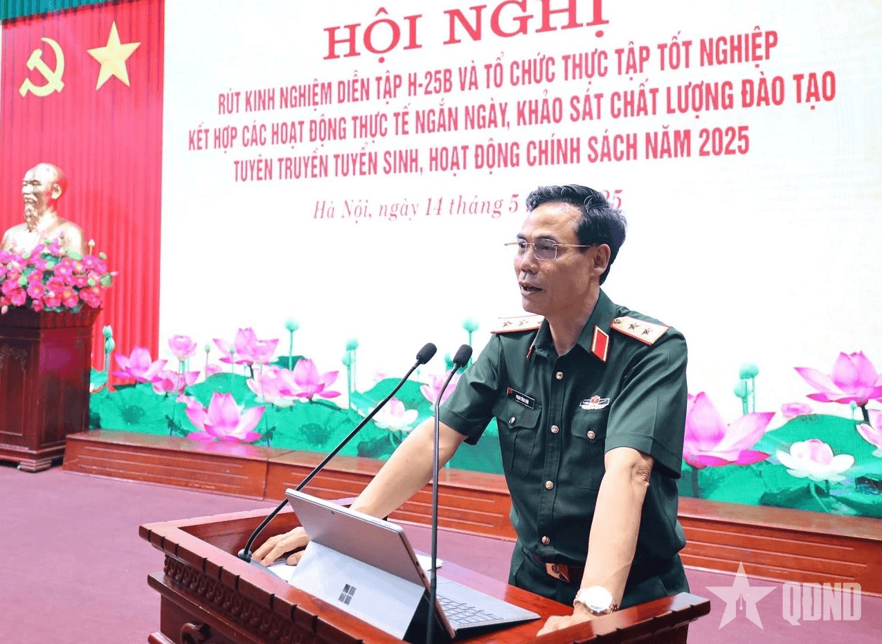Học viện Hậu cần: Rút kinh nghiệm diễn tập H-25B và tổ chức thực tập tốt nghiệp kết hợp các hoạt động thực tế ngắn ngày