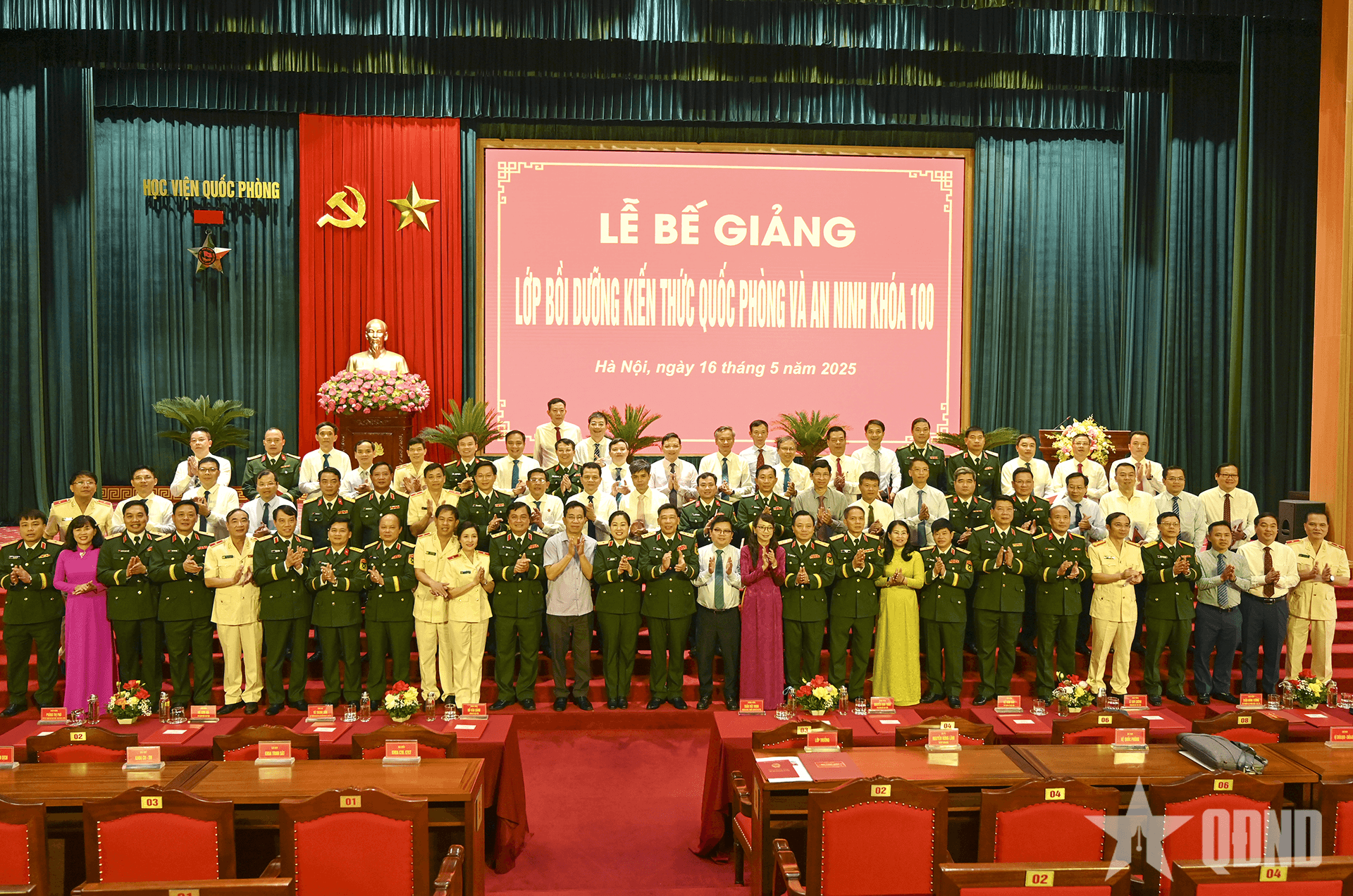 Học viện Quốc phòng bế giảng Lớp bồi dưỡng kiến thức quốc phòng, an ninh khóa 100