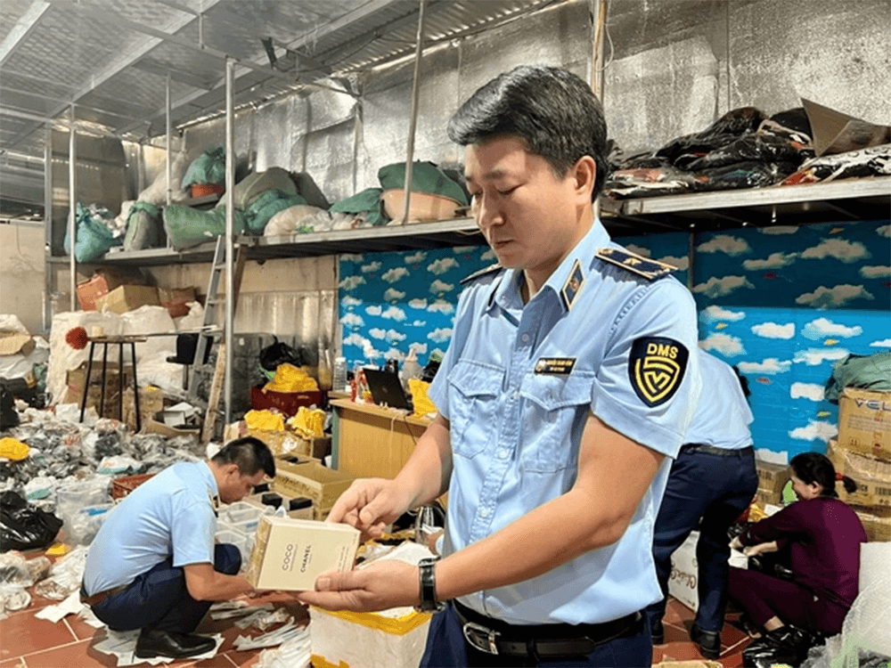Bản năng và bản lĩnh trong phòng, chống suy thoái - Bài 1: Vết trượt từ lòng tham và bài học về tính chiến đấu
