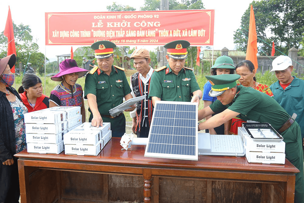 Thắp sáng bản làng biên cương