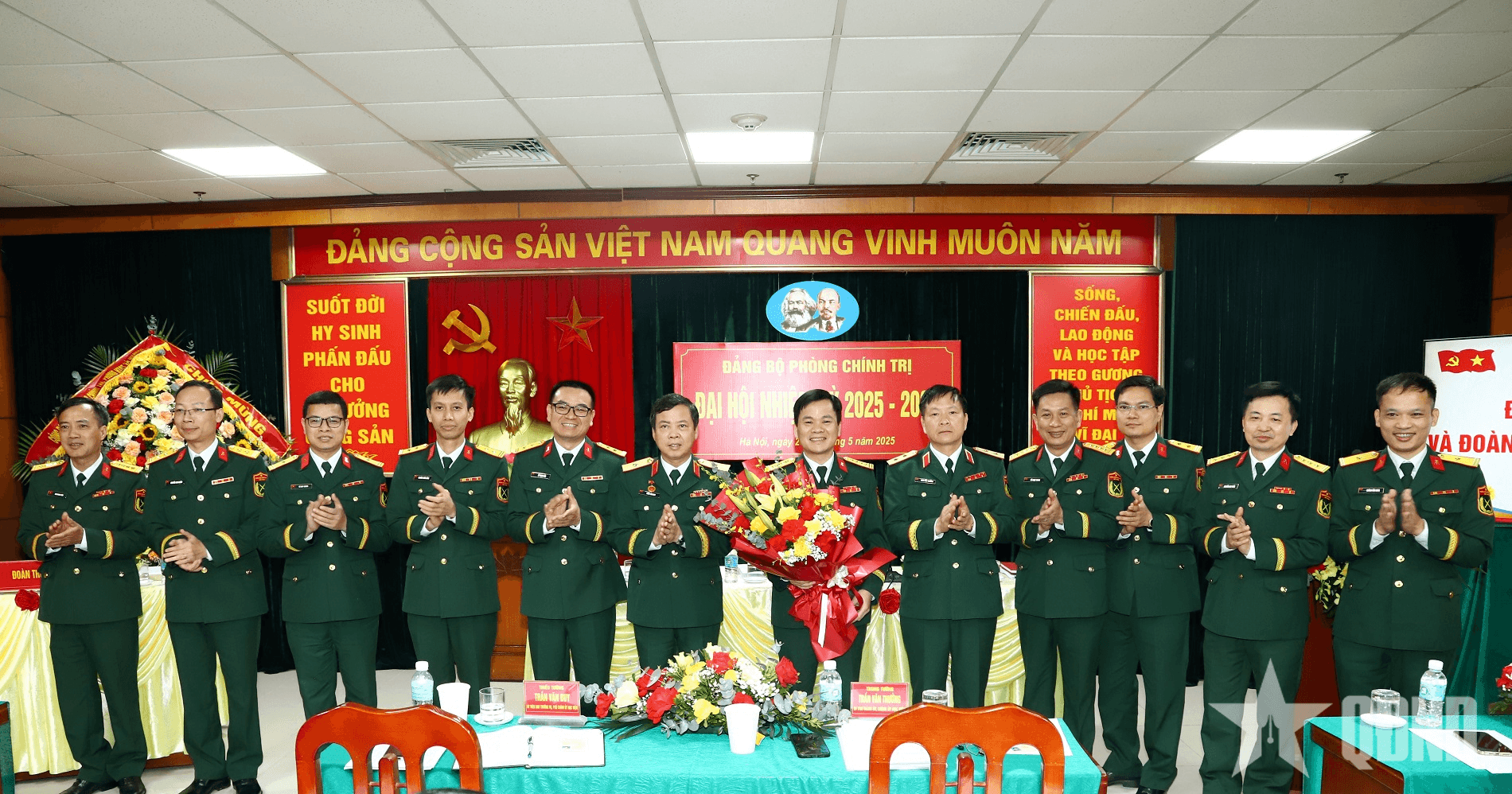 Tổ chức thành công đại hội đảng bộ, chi bộ cơ sở tạo dấu ấn trong nhiệm kỳ mới