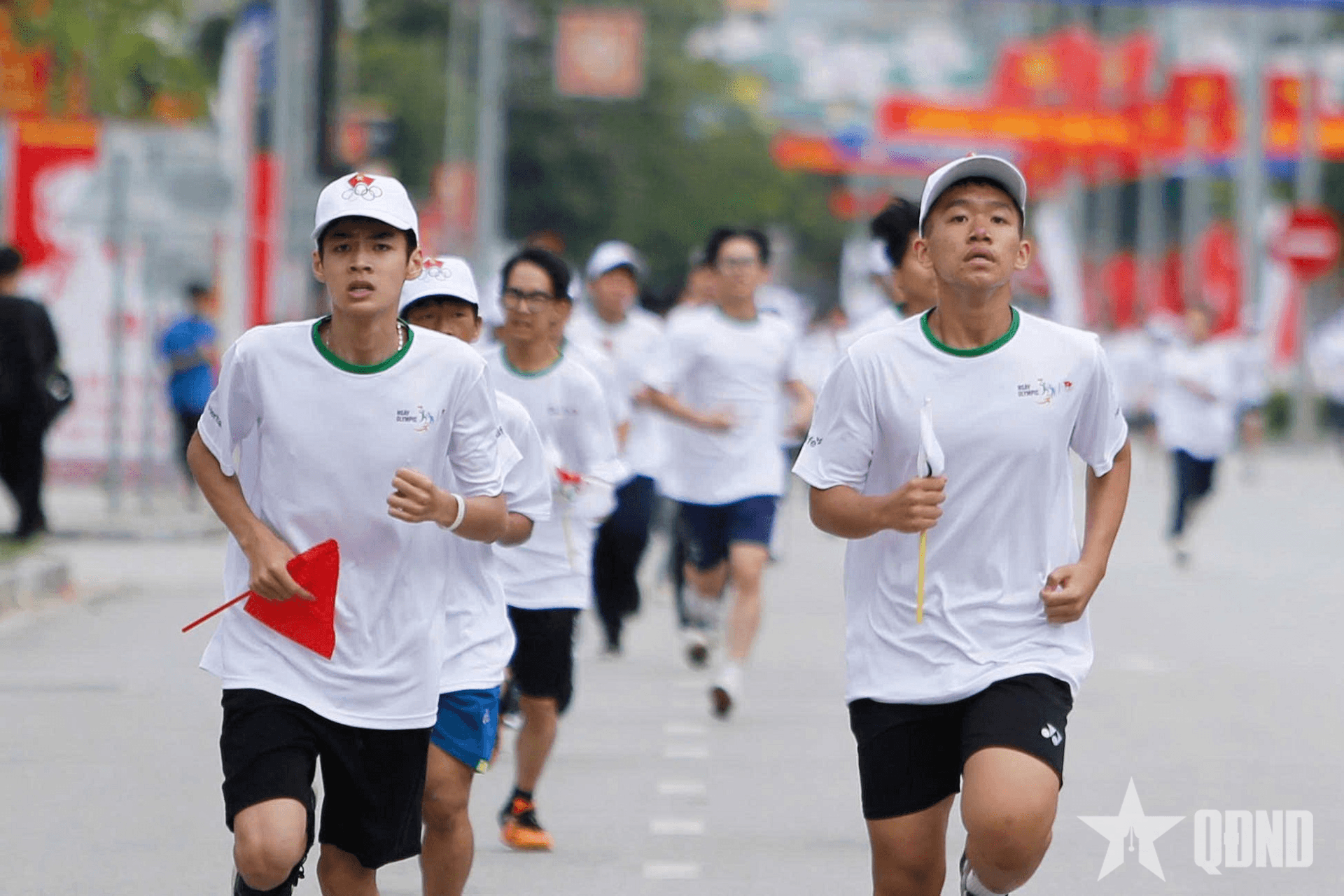 Điện Biên: Hơn 1.100 học sinh tham gia chạy, hưởng ứng Ngày Olympic trẻ em năm 2025
