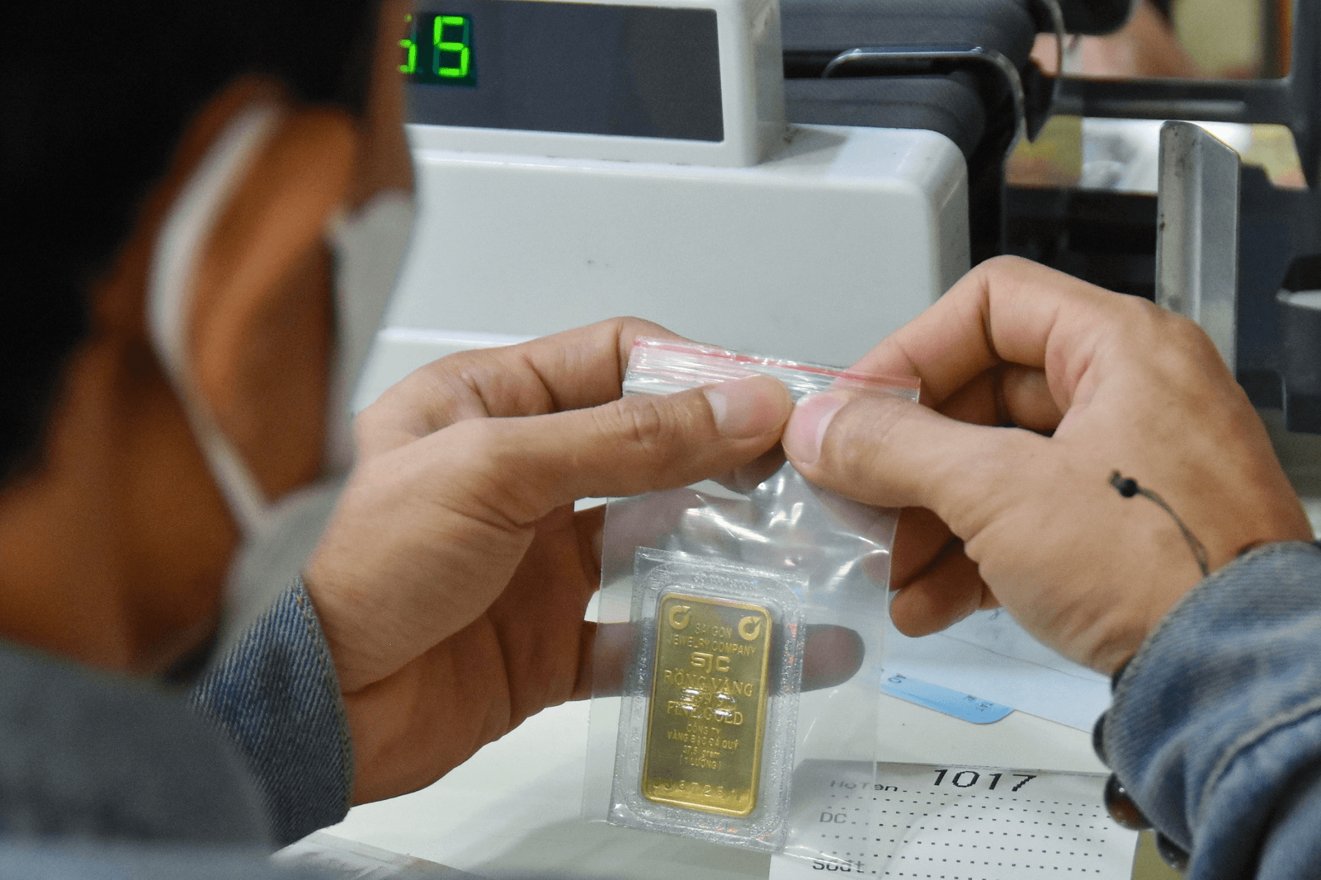 Giá vàng hôm nay (29-5): Đảo chiều tăng