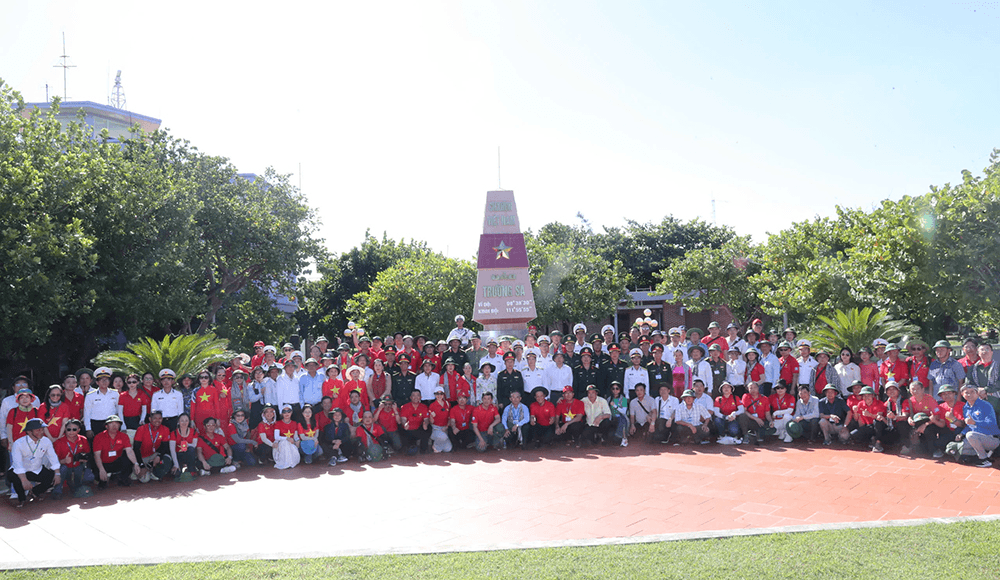 Trường Sa xa thật, nhưng gần trong tim