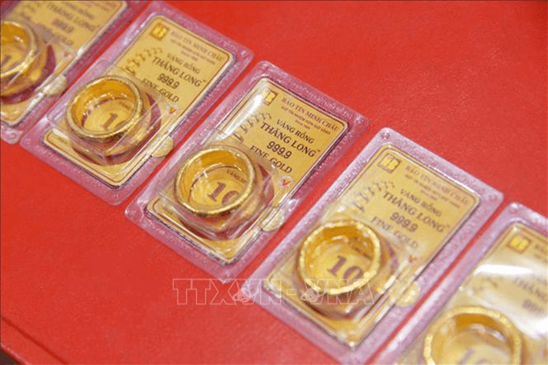 Giá vàng chiều nay (2-6): Tăng, giảm trái chiều