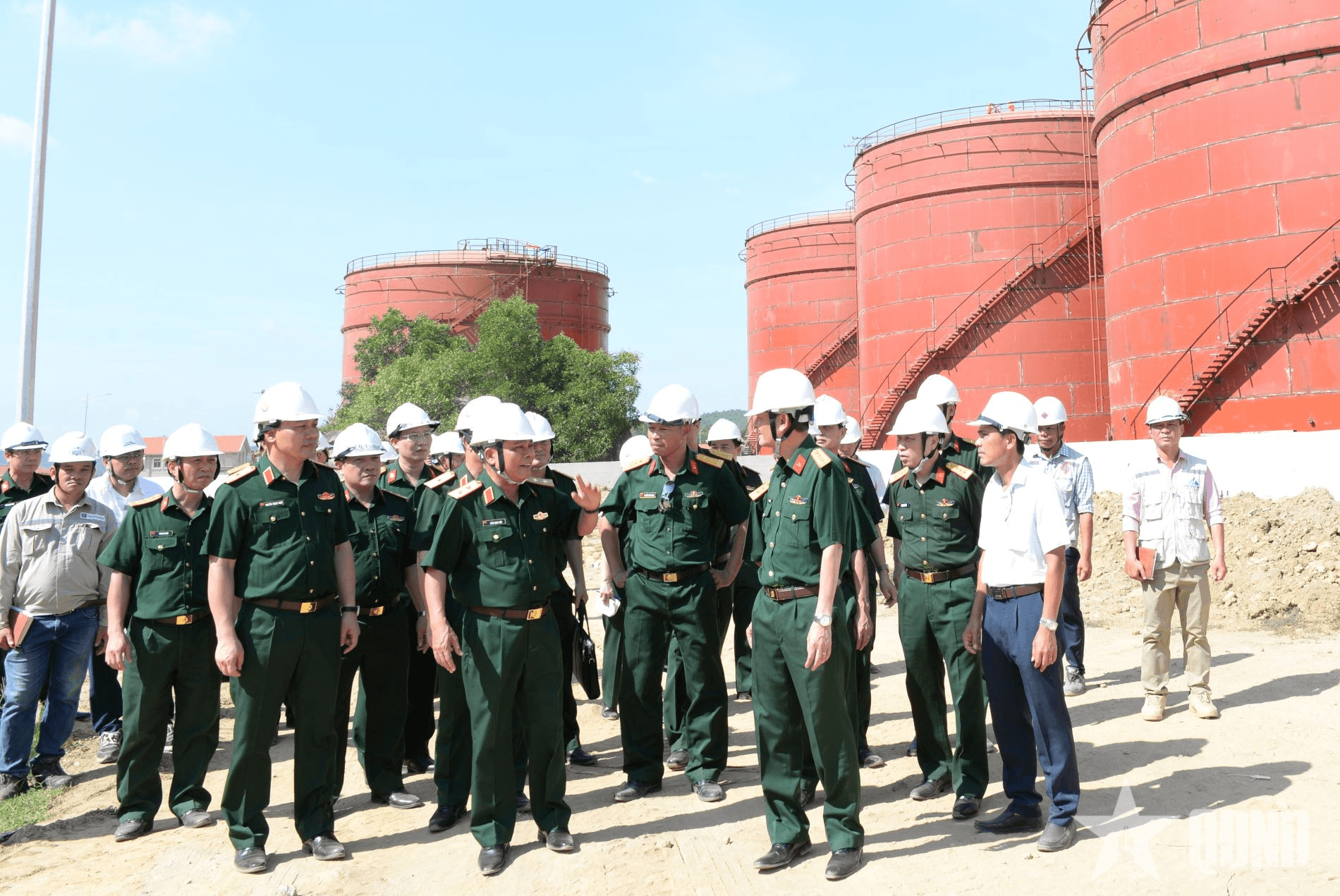 Trung tướng Trần Minh Đức kiểm tra dự án Phân kho 85 (Kho 182, Cục Xăng dầu) và Kho 182