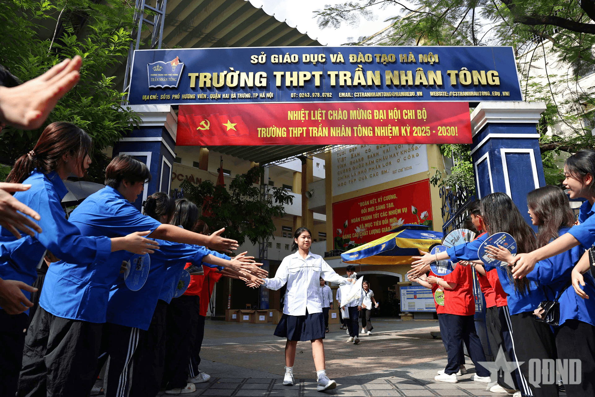 Tổng quan điểm chuẩn lớp 10 tại Hà Nội 3 năm qua: Phân hóa rõ rệt giữa nội thành và ngoại thành