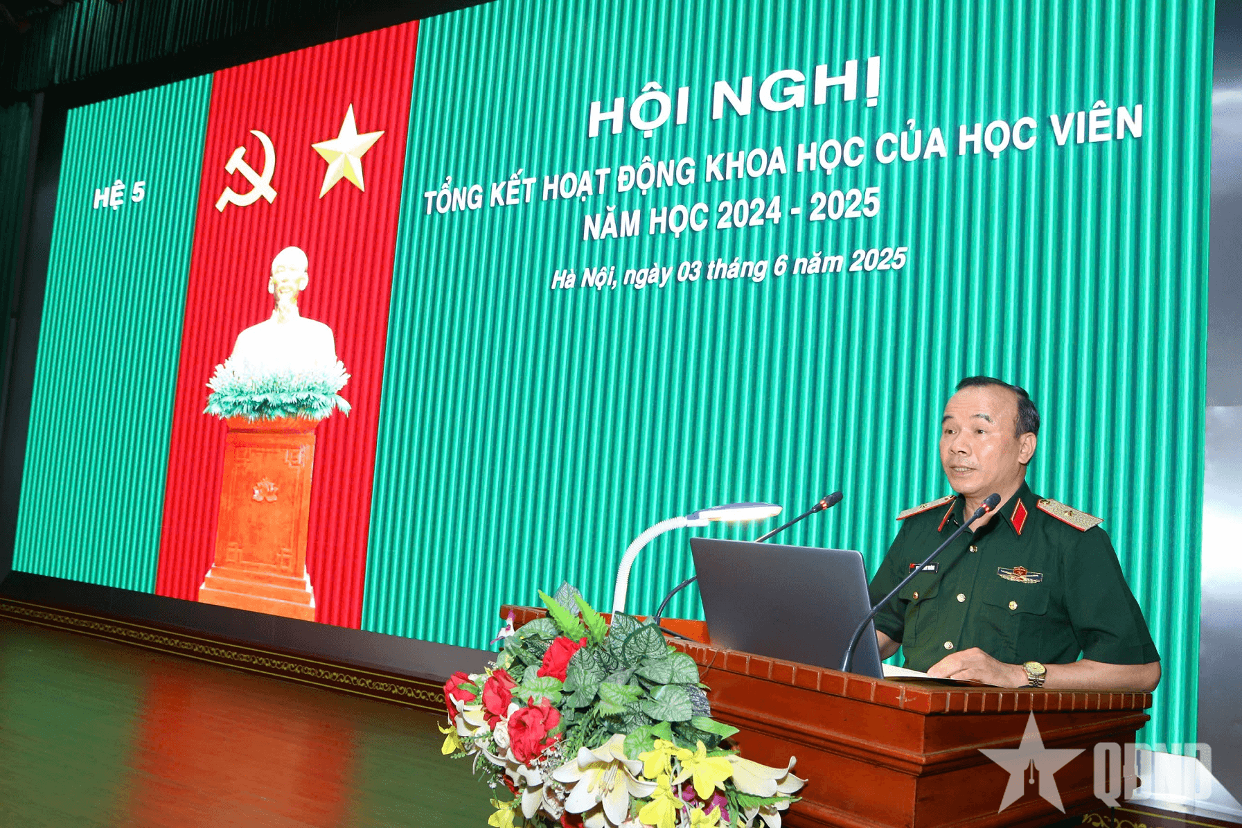 Hệ đào tạo sau đại học: Tiếp tục khẳng định vị trí trung tâm học thuật của Học viện Chính trị