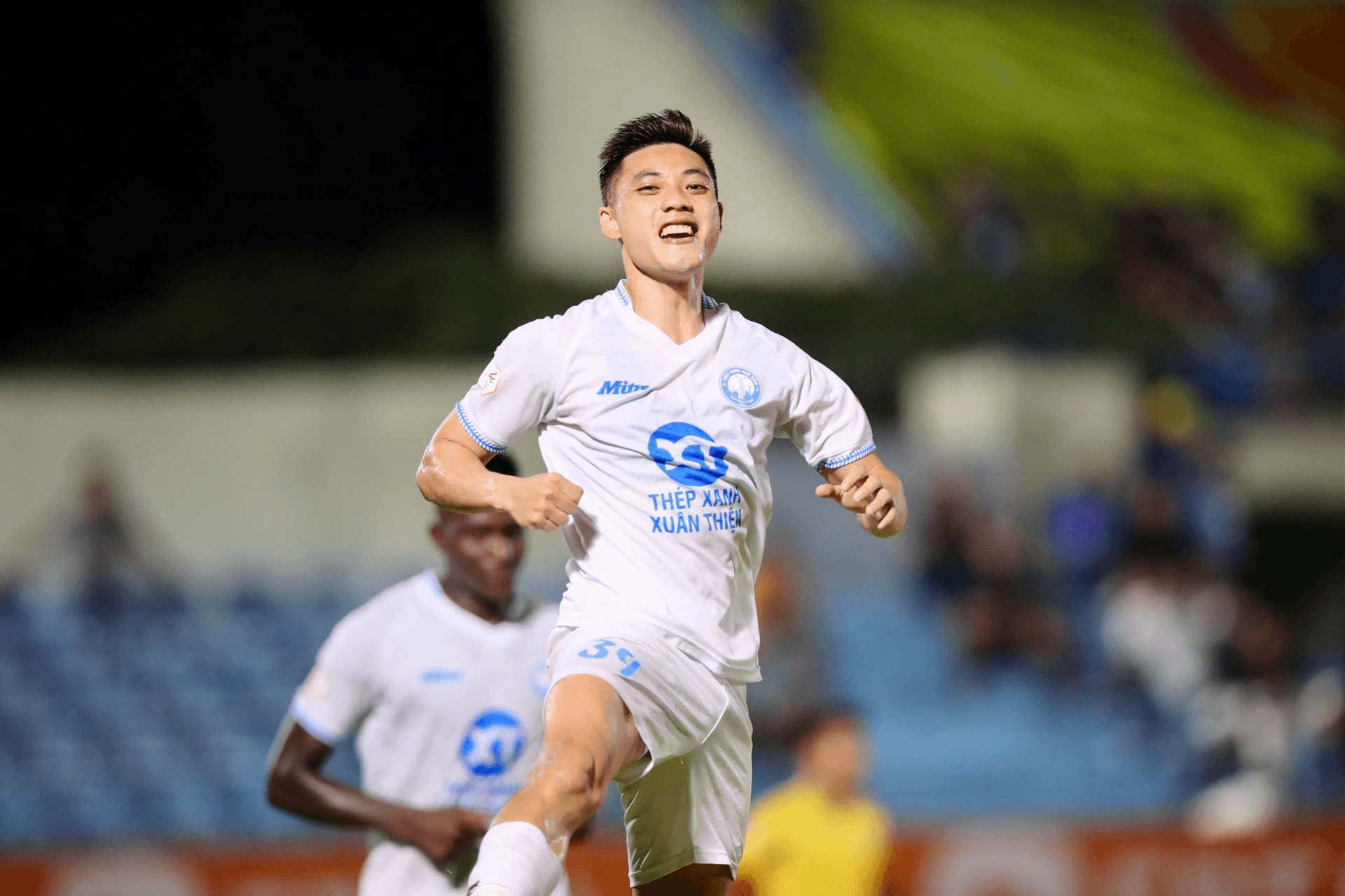 Thép Xanh Nam Định bảo vệ thành công ngôi vô địch V-League