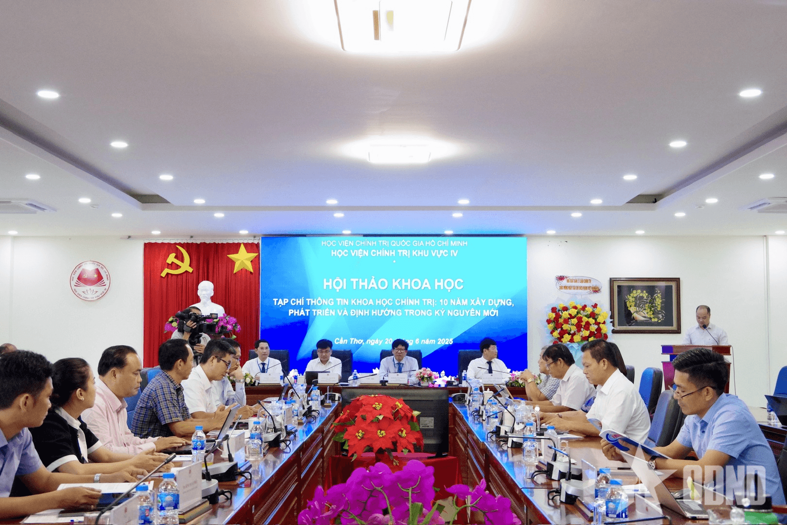 Định hướng, phát triển Tạp chí Thông tin khoa học chính trị trong kỷ nguyên mới