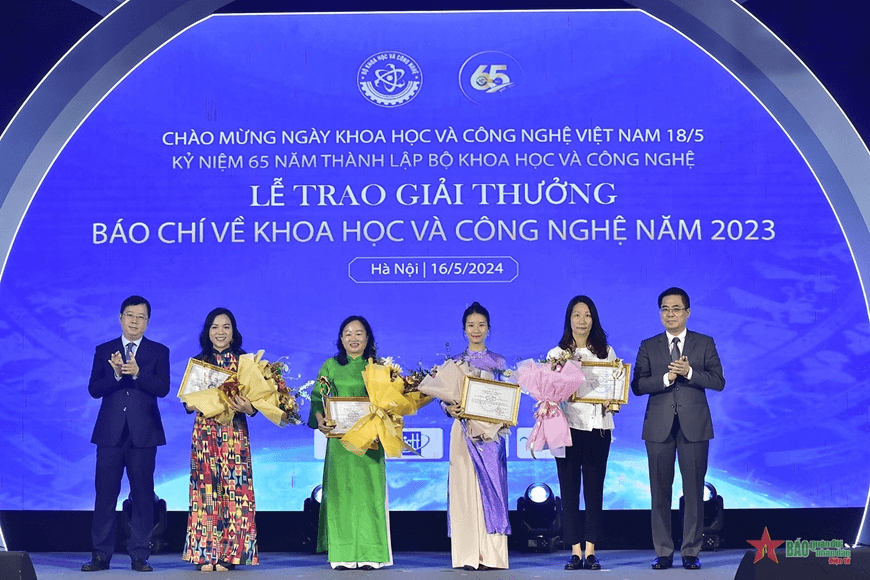 Khởi động Giải thưởng báo chí về khoa học, công nghệ, đổi mới sáng tạo và chuyển đổi số năm 2025