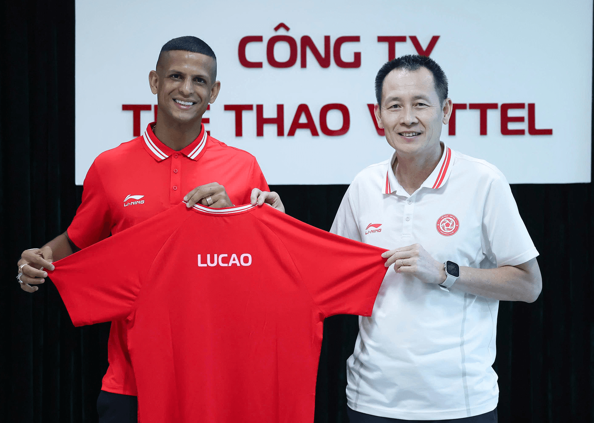 Thể Công Viettel chiêu mộ “Vua phá lưới” V-League
