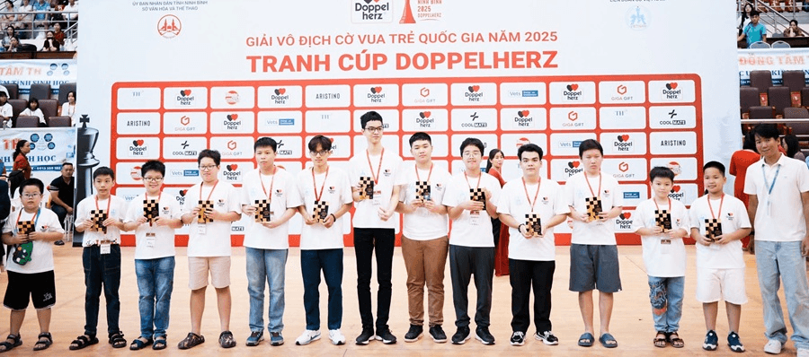 Chắp cánh cho tài năng trẻ cờ vua Việt Nam