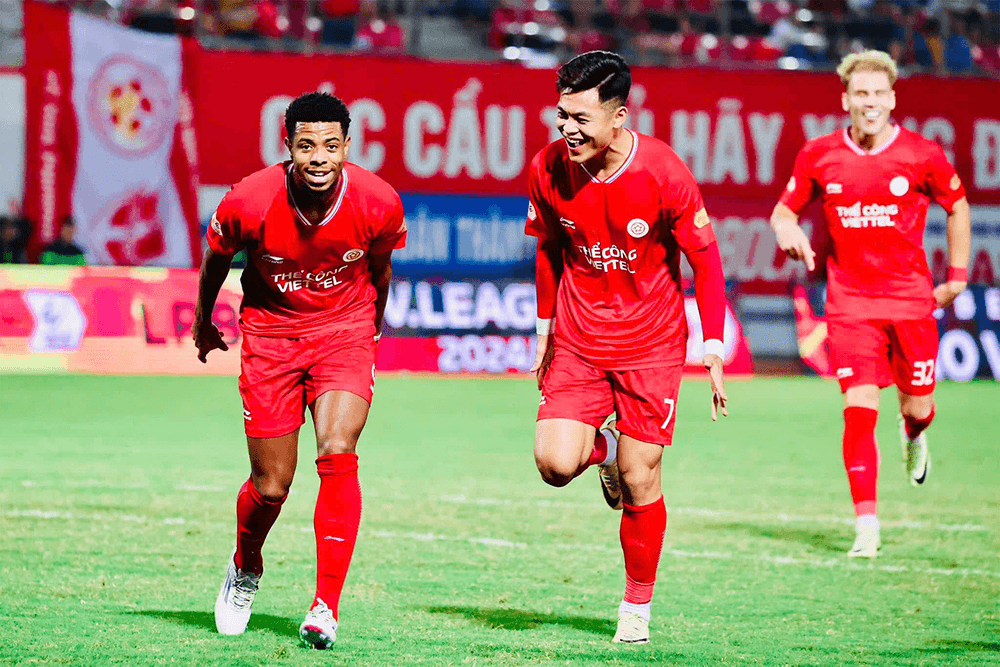 Chuyển nhượng ly kỳ ở V-League