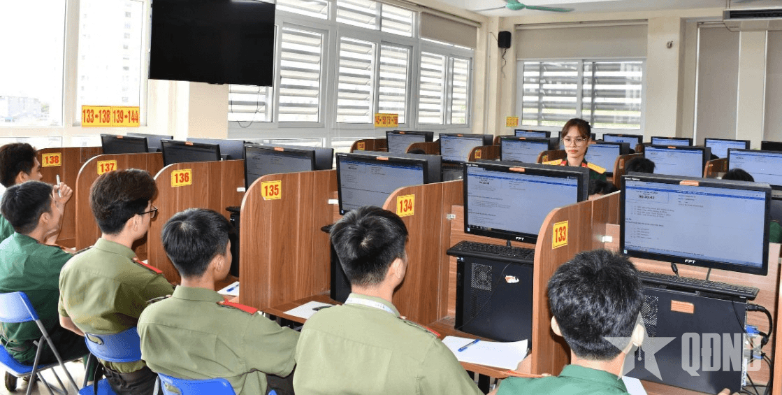 Đối thoại Chủ nhật: Chuyển đổi Học viện Quân y thành "nhà trường thông minh"