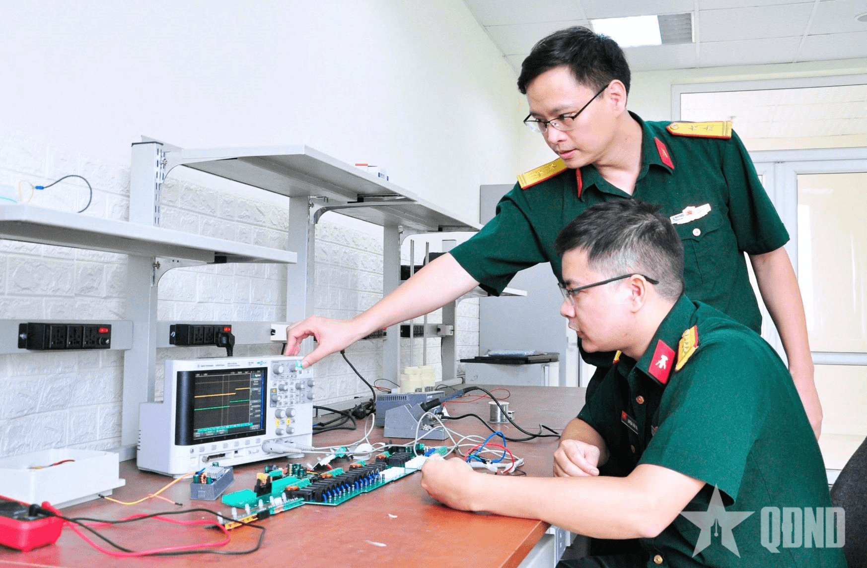 Từng bước tự chủ trong thiết kế tàu quân sự