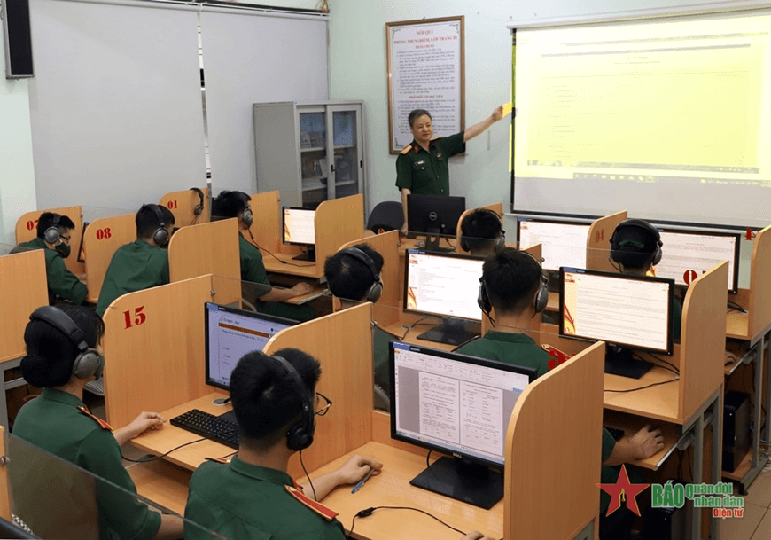 Phấn đấu 40% giảng viên có khả năng giảng dạy chuyên ngành bằng ngoại ngữ