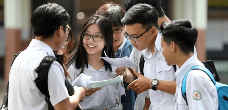 Sau khi biết điểm thi tốt nghiệp THPT 2025, thí sinh cần làm gì?