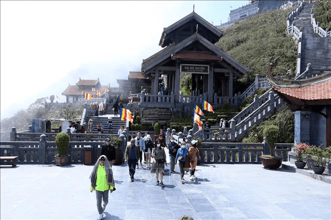 Lào Cai: Tạm ngừng các dịch vụ du lịch ngoài trời trong thời gian bão số 3 đổ bộ