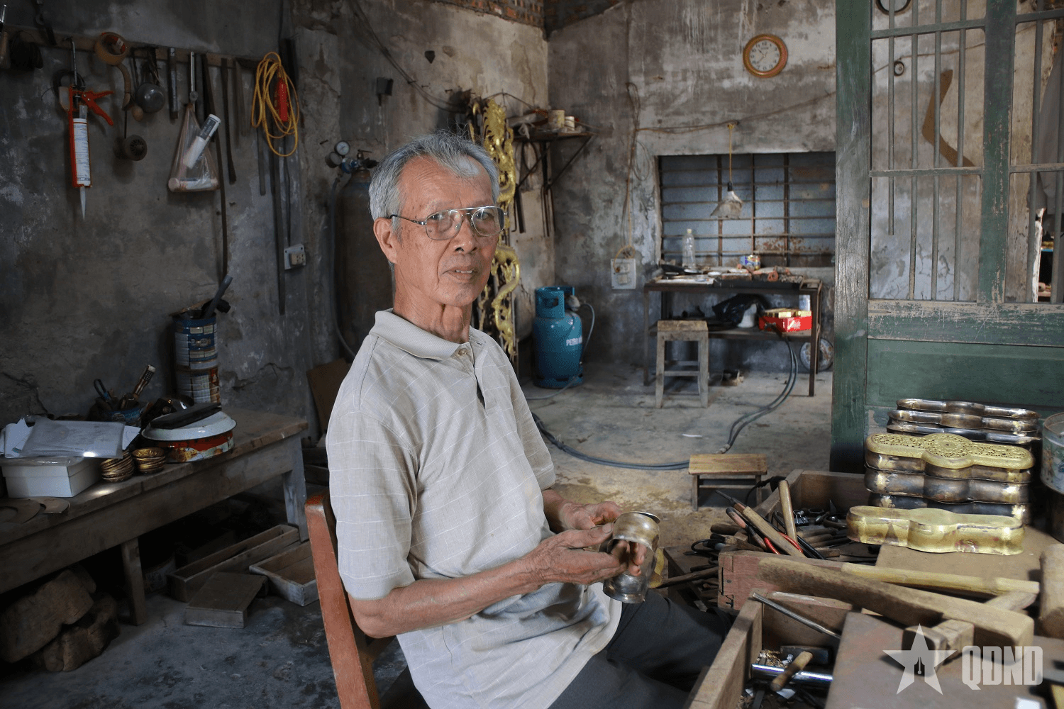 Nghệ nhân nhân dân, cựu chiến binh Phạm Văn Nhiêu: Gần 70 năm dệt “vàng” lên sắc bạc Đồng Xâm