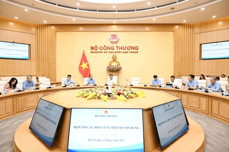 Hợp lực ba cấp