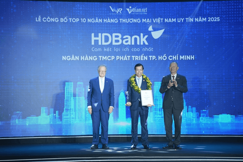HDBank giữ vị trí thứ 3 Top ngân hàng niêm yết uy tín và hiệu quả nhất Việt Nam