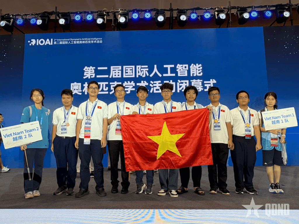 Học sinh Việt Nam giành 3 huy chương vàng Olympic trí tuệ nhân tạo quốc tế
