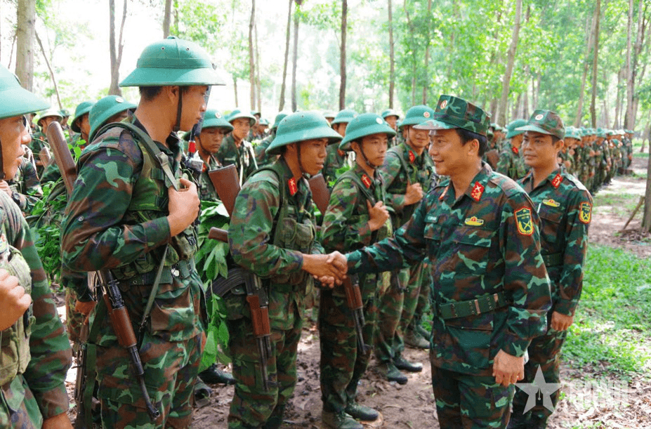 Giữ tinh thần lạc quan của Bộ đội Cụ Hồ