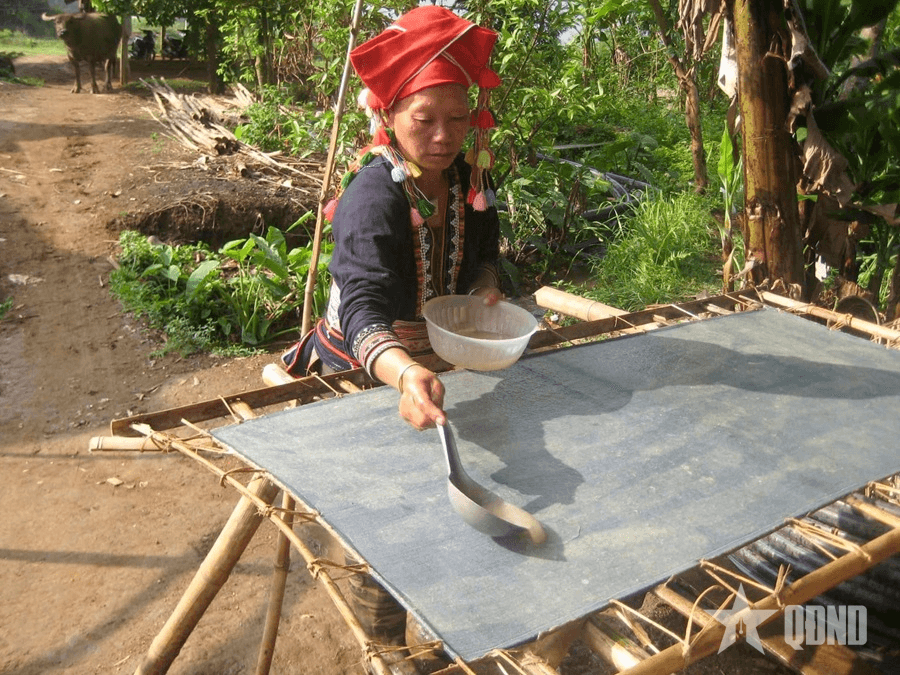 Gìn giữ nghề làm giấy cùng bà con dân tộc thiểu số